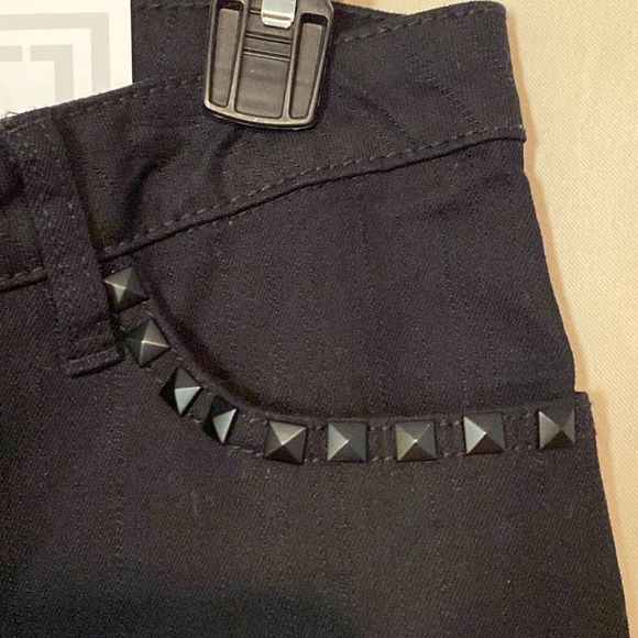 Jeans - Picture 10 of 11